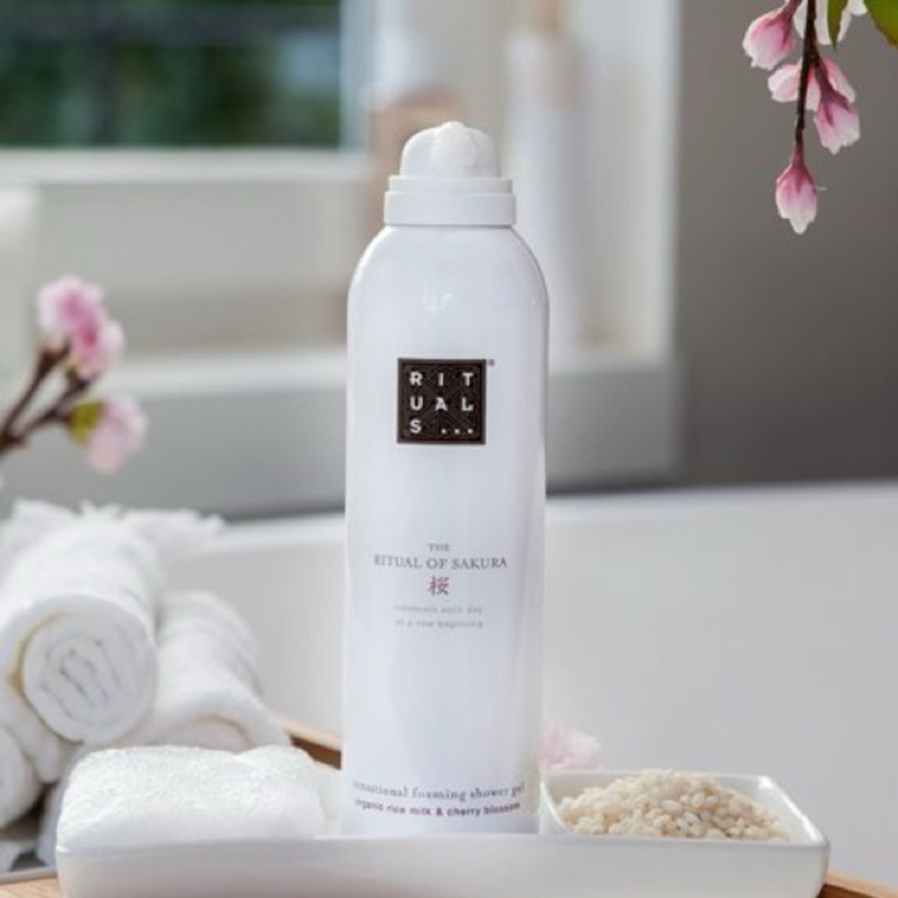 Ritual of Sakura Organic Rice Milk & Cherry Blossom Shower Gel - 6.7 fl oz BN